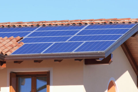 Quelles sont les aides à l’installation de panneaux solaires en 2023 ?
