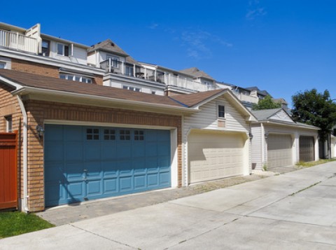 Porte sectionnelle : idéale pour les petits garages !