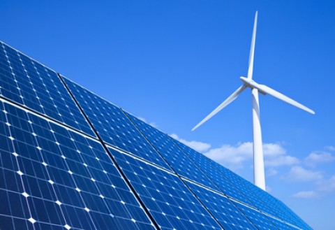 Investir dans du photovoltaïque ou une éolienne ?