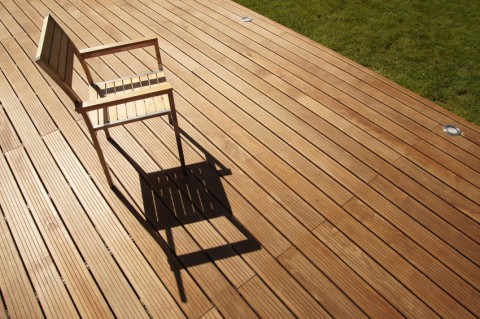 Les astuces pour entretenir sa terrasse en bois