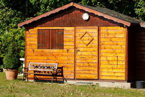 Les abris de jardin en bois : adoptez le style naturel